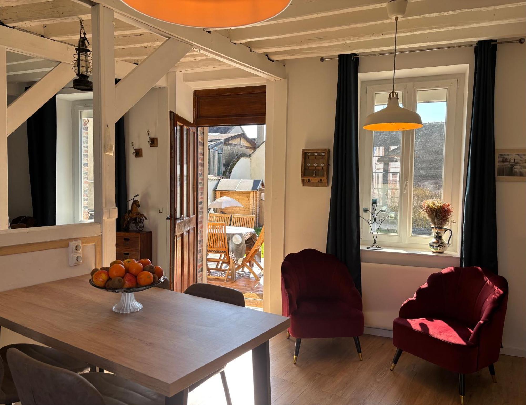 Villa Fontaine Avec Piscine Interieur Chauffee-Maison De Campagne Familiale -Ideal Vacances Ou Sejour Professionnel -3 Chambres-Bureau Separe -Lit Bebe - Parking Facile & Gratuit Exterior foto