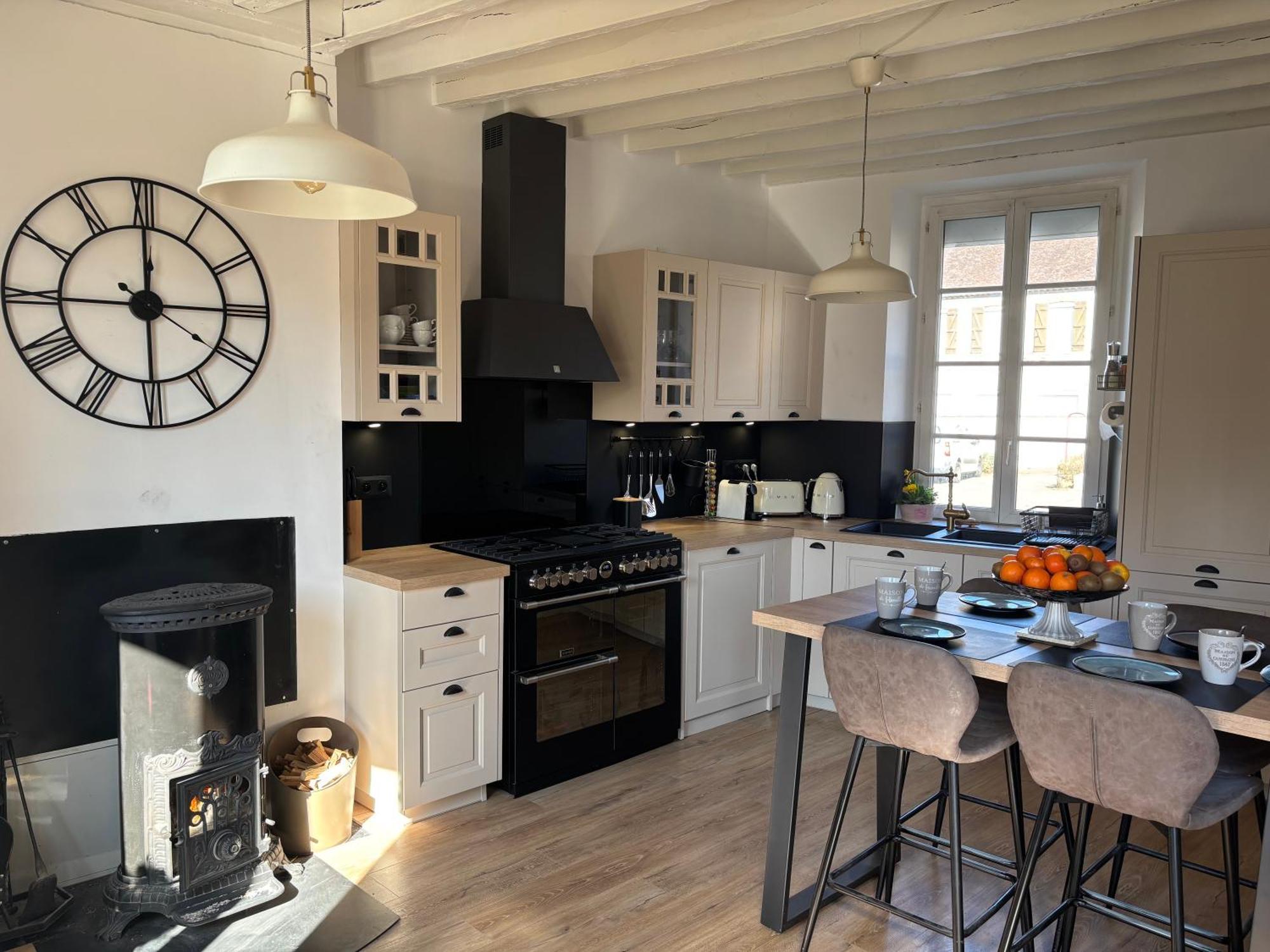 Villa Fontaine Avec Piscine Interieur Chauffee-Maison De Campagne Familiale -Ideal Vacances Ou Sejour Professionnel -3 Chambres-Bureau Separe -Lit Bebe - Parking Facile & Gratuit Exterior foto